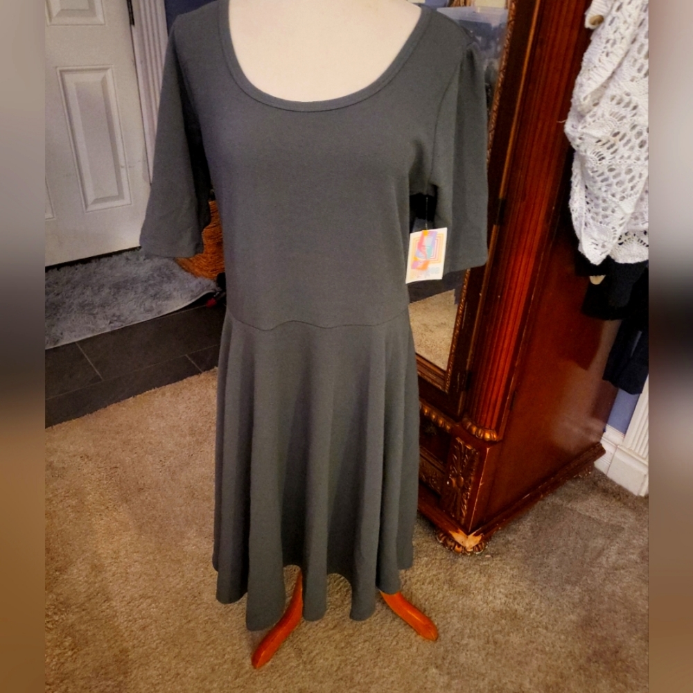 New with tags: LuLaRoe Nicole Dress 3XL Solid Gray